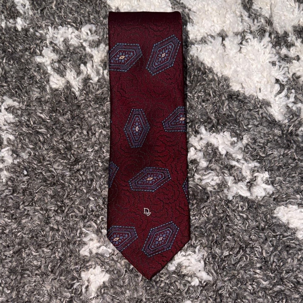 NWOT Christian Dior Monsieur Vintage Elegant Burgundy Geometric Tie